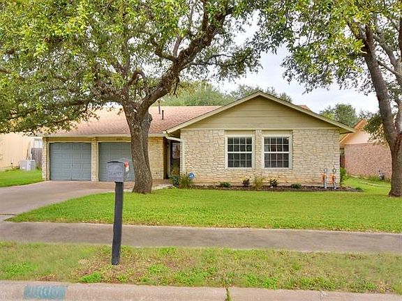 2nd image of 11806 Acorn Creek Trl