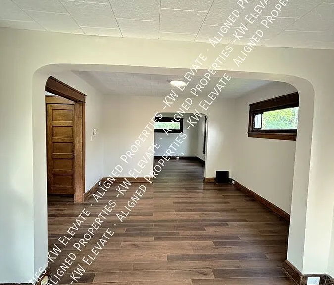 313 Ruckel Rd — Photo 4