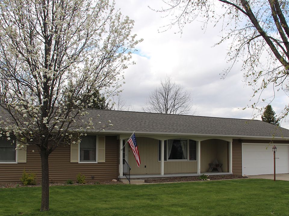 1st image of 195 Hillcrest Dr