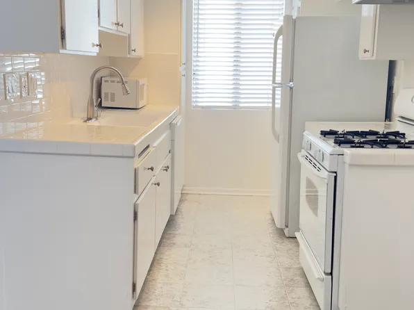 1433 Armacost Ave APT 7, Los Angeles, CA 90025