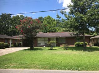 8855 Sharon Hills St, Baton Rouge, LA 70811