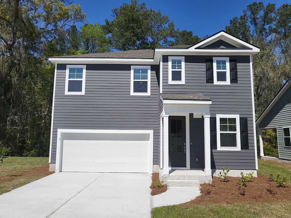 1st image of 7 Coby Ln