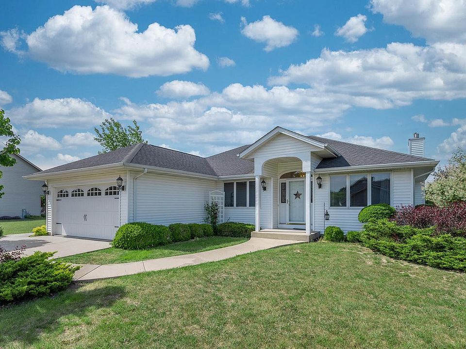 1st image of 168 White Oak COURT