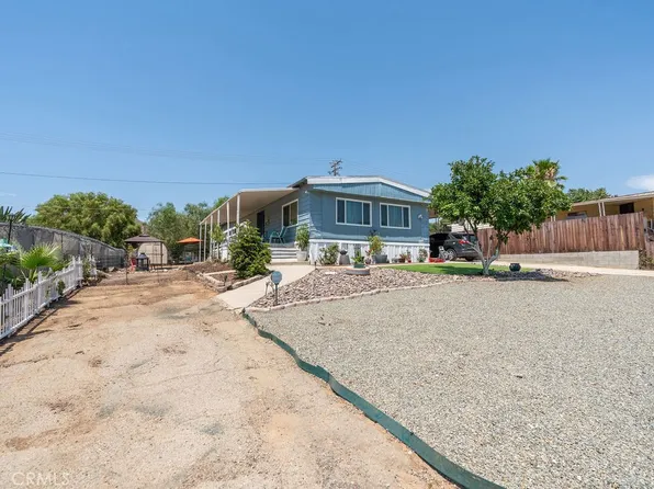 22124 Valley Ter, Wildomar, CA 92595