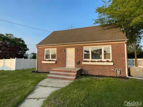 26 Schack Ave, South River, NJ 08882