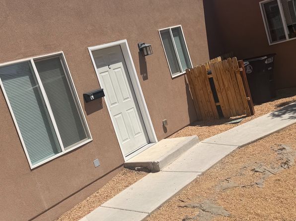 409 Harvard Dr SE #C