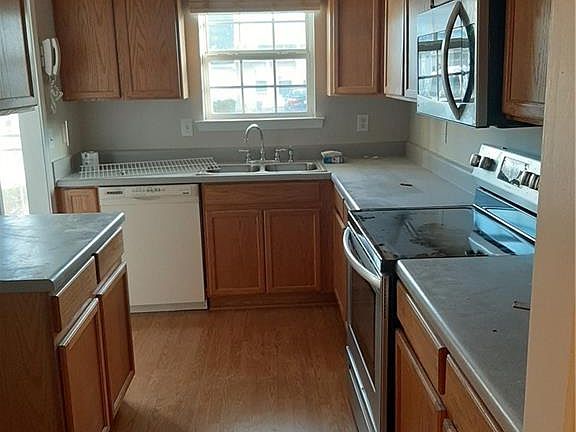 3rd image of 6476 Wellington Chase Ct #50