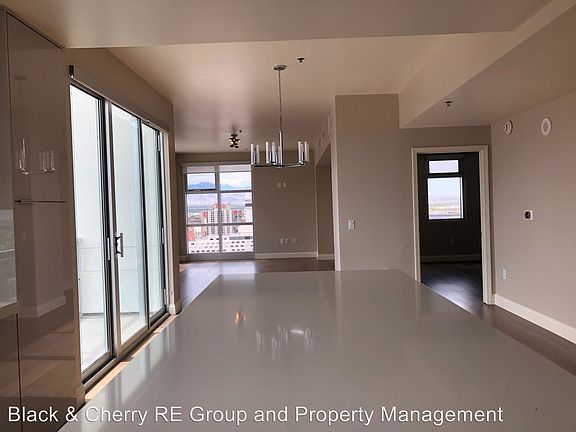2nd image of 150 N Las Vegas Blvd #2306