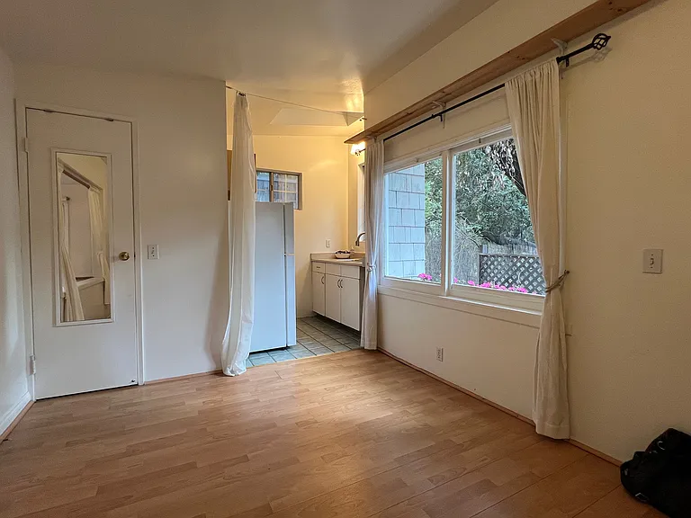 1262B N Topanga Canyon Blvd — Photo 8