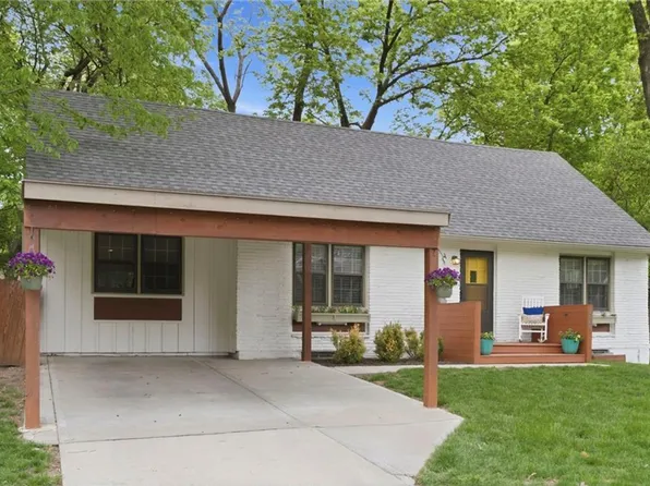 2006 W 71st Ter, Prairie Village, KS 66208