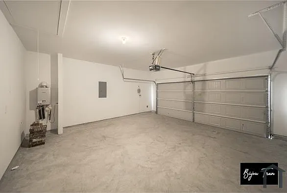 1728 Daylight Lake Dr — Photo 27