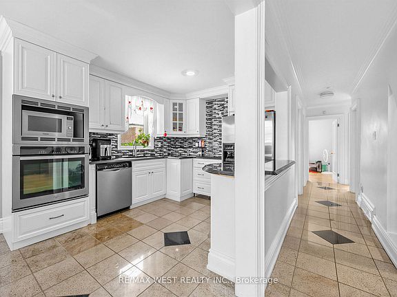 4th image of 578 Bellamy Rd N