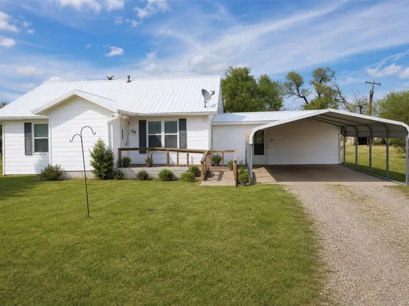 419 5th St, McLean, TX 79057
