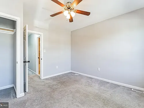 324 Oldham St #3 Photo 1