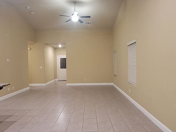 4th image of 5805 Empress Tree Dr