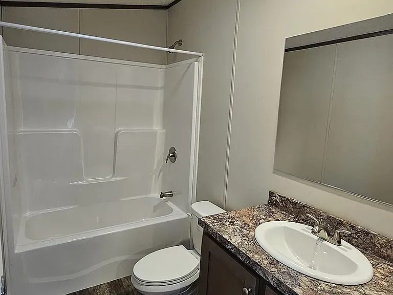 Dogwood MHP — Photo 10