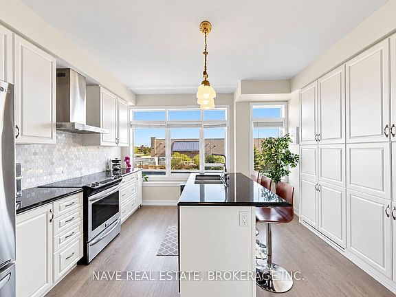 5th image of 80 Troon Ave