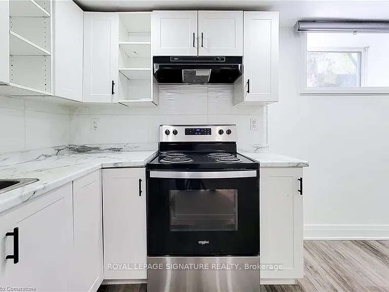 265 W 19th St — Photo 6