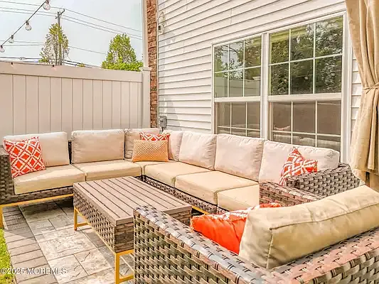 1529 Paxton Ln — Photo 23