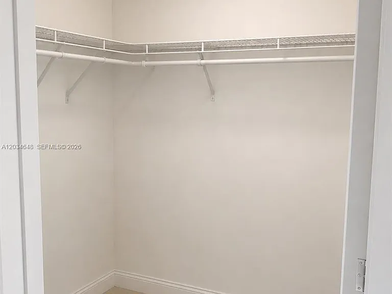 18800 NE 29th Ave #305 — Photo 7