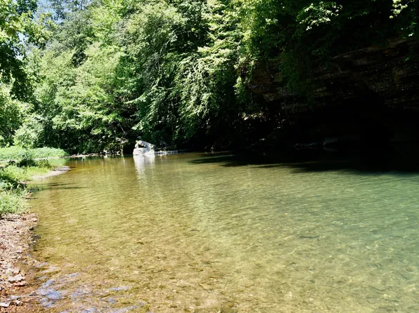 3951 Knob Creek Rd, Westpoint, TN 38486