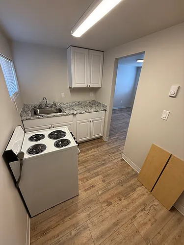 404 W University Way #11 Photo 1