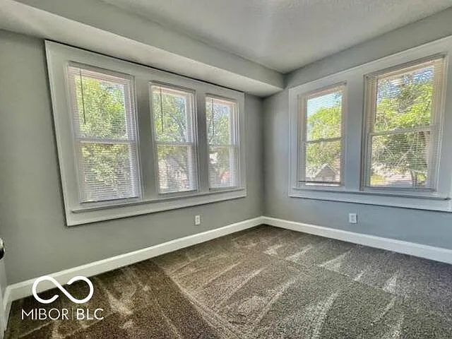 19 S Spencer Ave — Photo 6