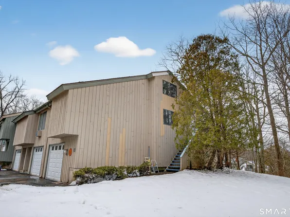 95 Wauwinet Trail #95, Guilford, CT 06437