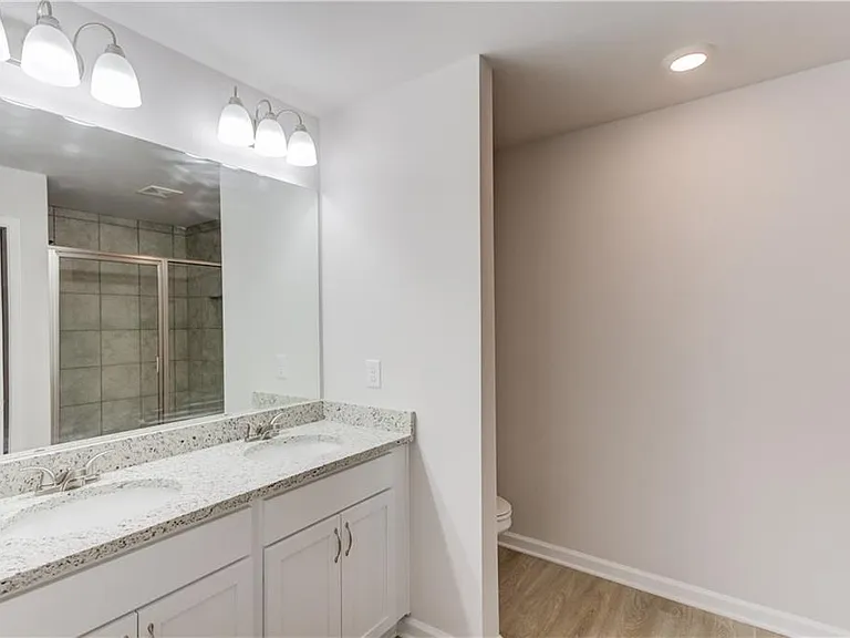 6408 Pine Station Dr — Photo 18