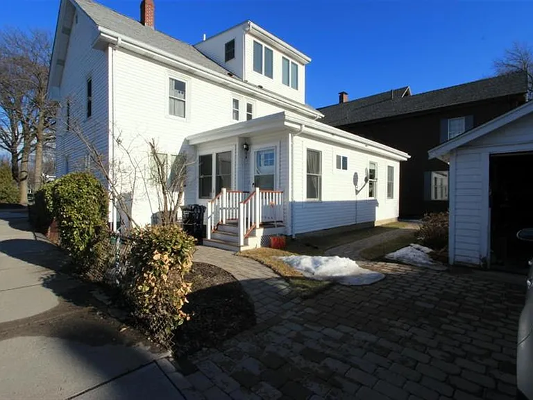 126 Holworthy St — Photo 8