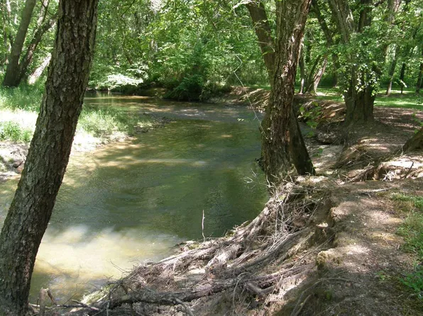 1918 Creekstone Ln, Young Harris, GA 30582