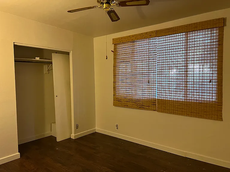 1316 W Mountain View Rd — Photo 3