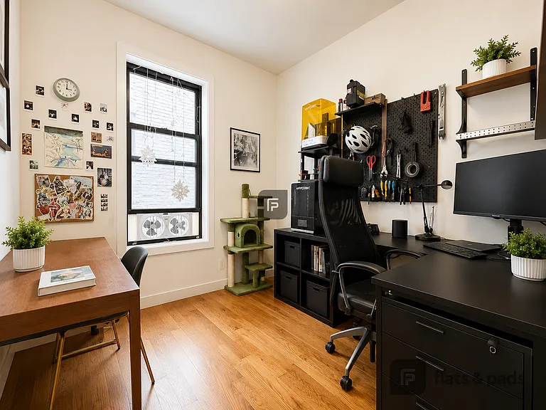 1689 Carroll St #1F — Photo 7