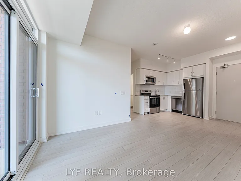 4010 Eglinton Ave W #922 — Photo 4