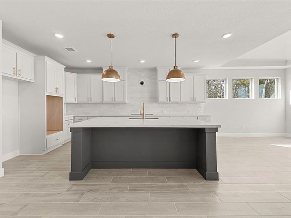 5th image of 8922 Acropolis Ln