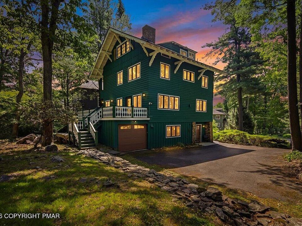 1st image of 119 Falls Dr