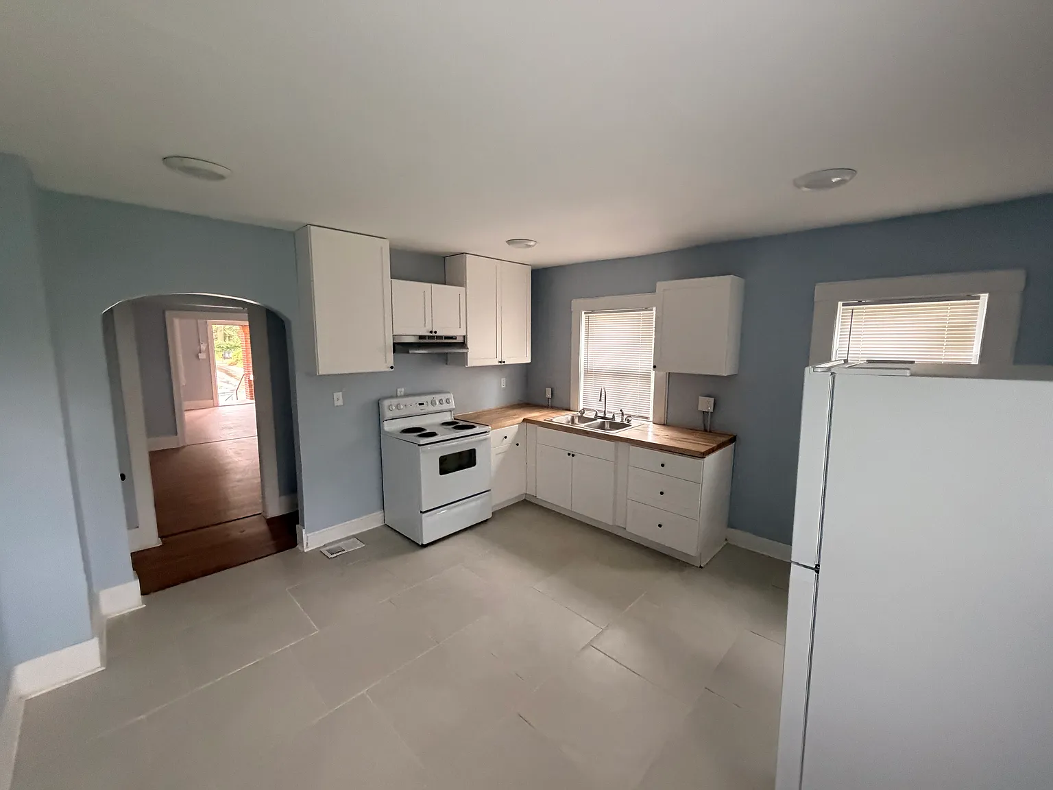 3 bed, 1358 sqft, $1,350 — Photo 4
