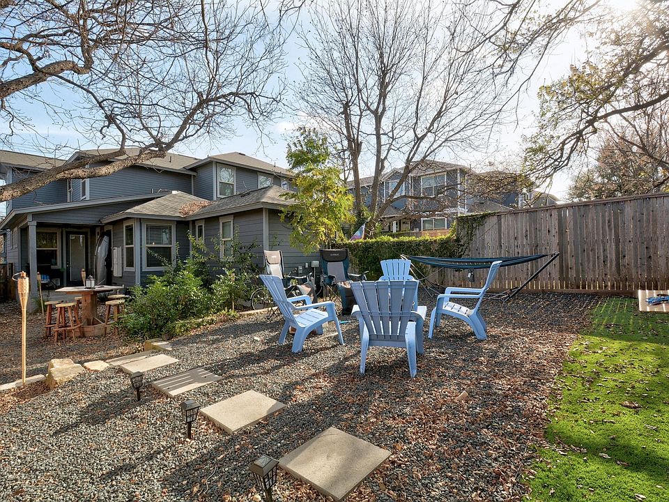 Beautiful townhome in 78704 w/ easy access to downtown Austin. Open floor plan features stainless steel appliances, hardwood floors, owner's suite down & 2 bedrooms up. Perfect home for entertaining inside & out.