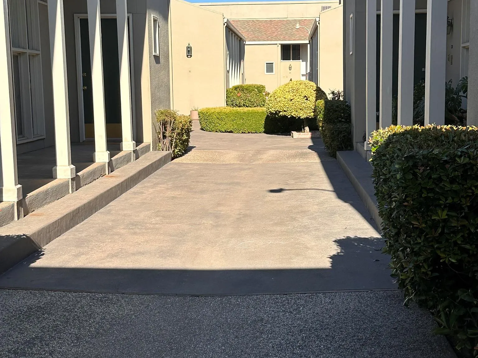 Country Club Plaza — Photo 2