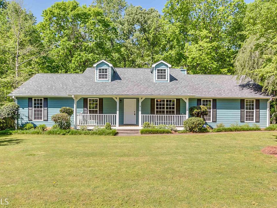2nd image of 288 Country Lake Dr