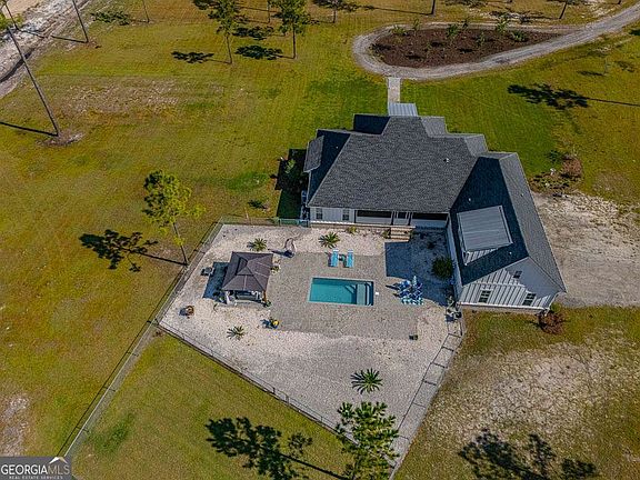 5th image of 465 Old Brookman Rd