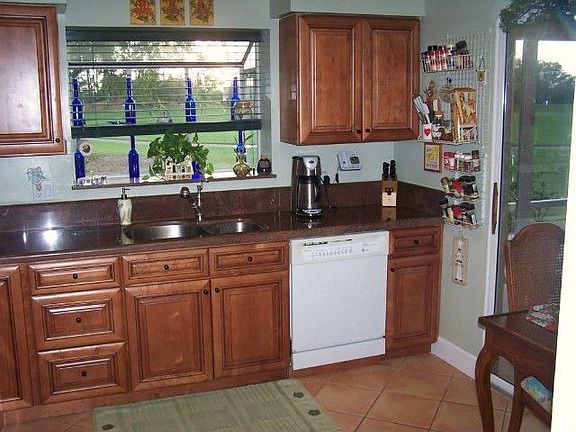 4th image of 2780 SW Westlake Cir