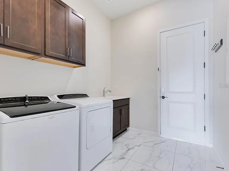 13461 Panama Beach Ct — Photo 30