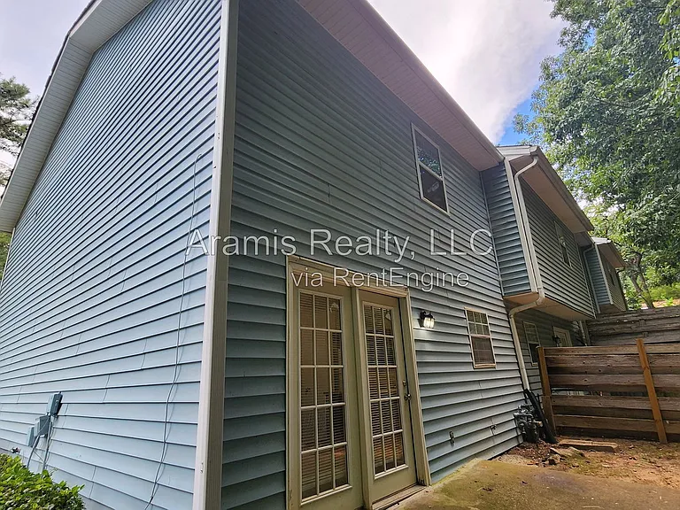 2326 Highpoint Rd SW #1 — Photo 11