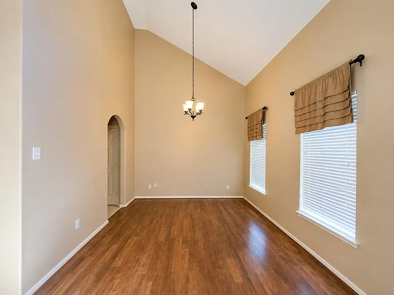 20110 Jasper Oaks Dr — Photo 2