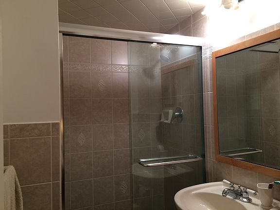 2nd image of 6120 Grand Central Pkwy APT A906