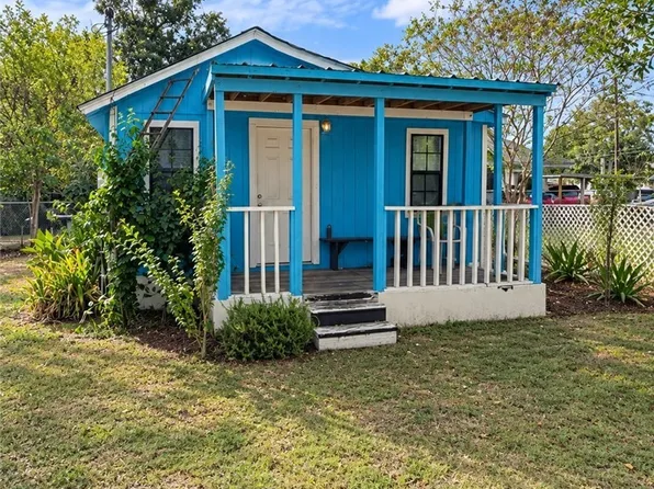 1108 NE Water St, Victoria, TX 77901