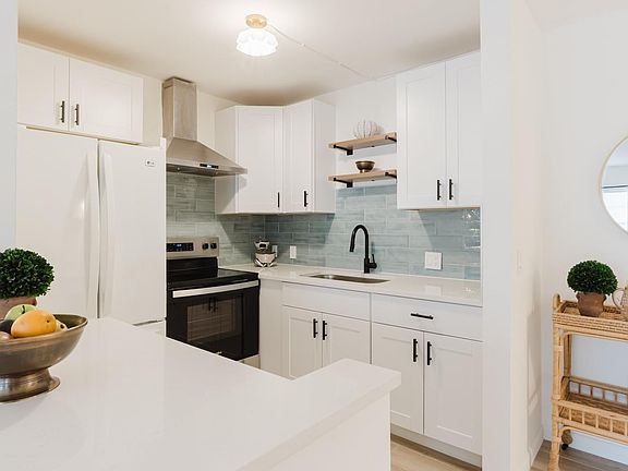 5th image of 272 Preston G #272