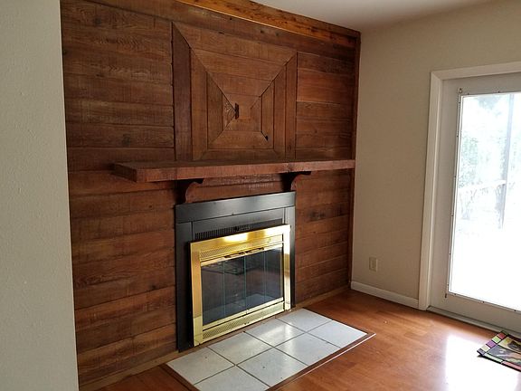 4th image of 156 Miller Dr