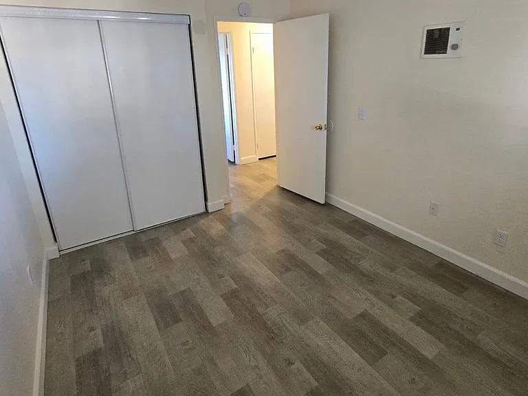 Highland View Apartments — Photo 27